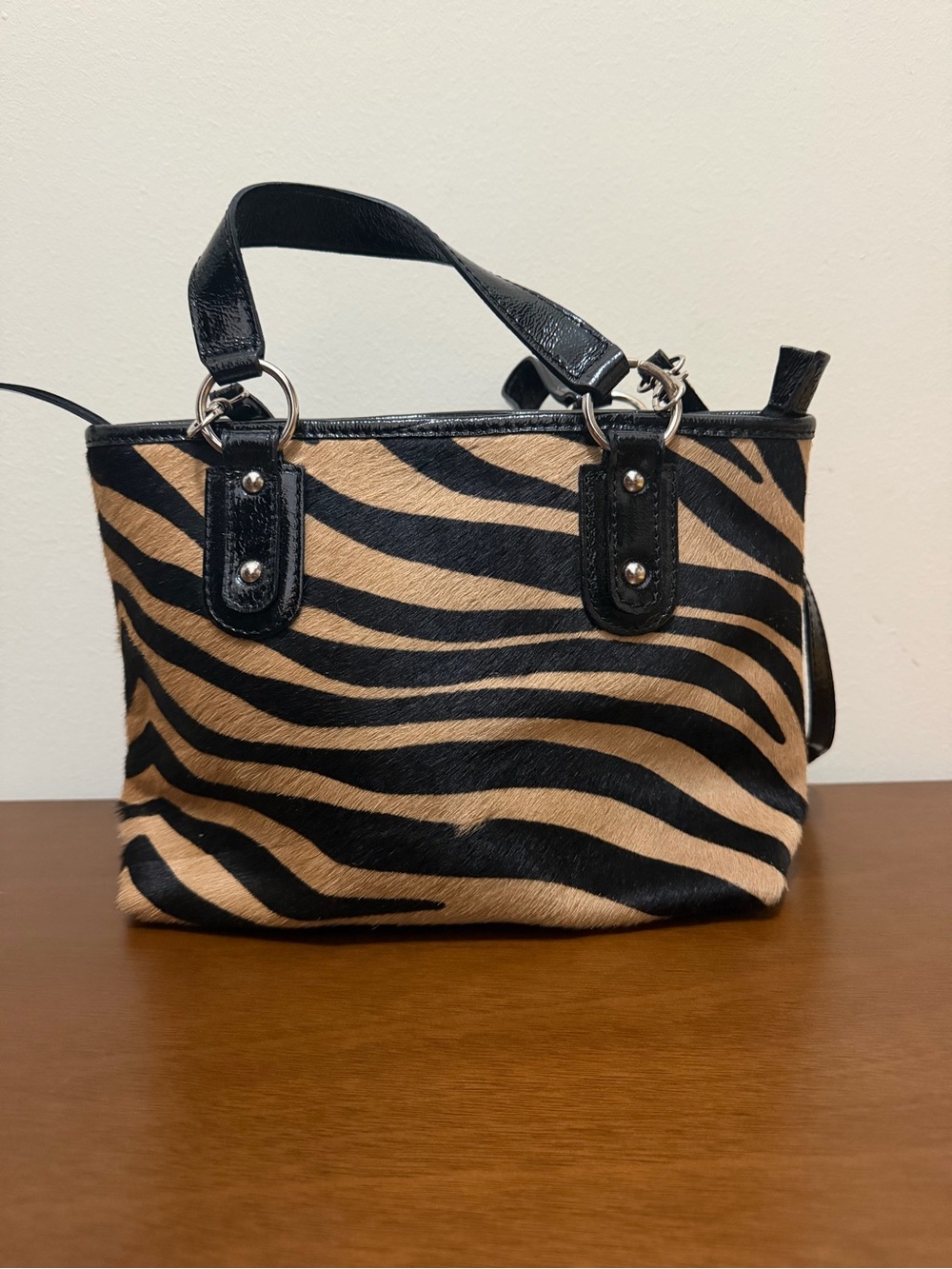 Maurizio Taiuti Cowhide Purse Made In  Italy MSRP $475